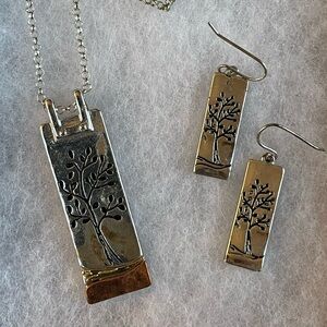 Source Unknown Silver Nature-Inspired Necklace Set